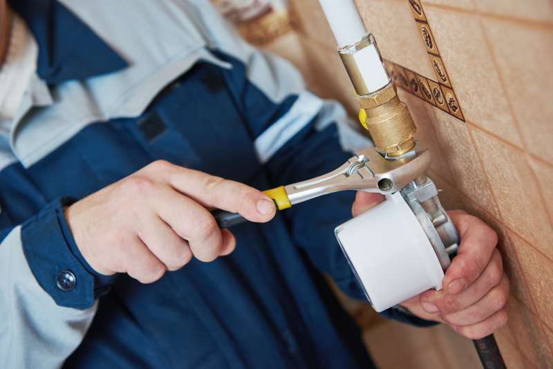 Energy modeling for hot water systems